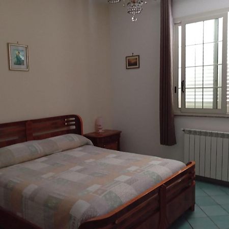 Garden Fiorella Apartment ชีนิซี ภายนอก รูปภาพ